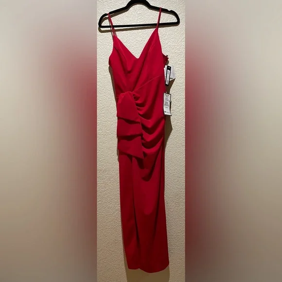 NWT Xscape Ruched Slit Evening Dress Gown in Red Size 10